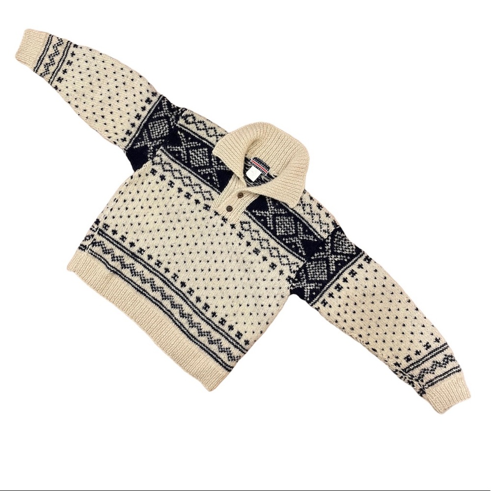 Nicholas Alexander Wool - Picture 2 of 3